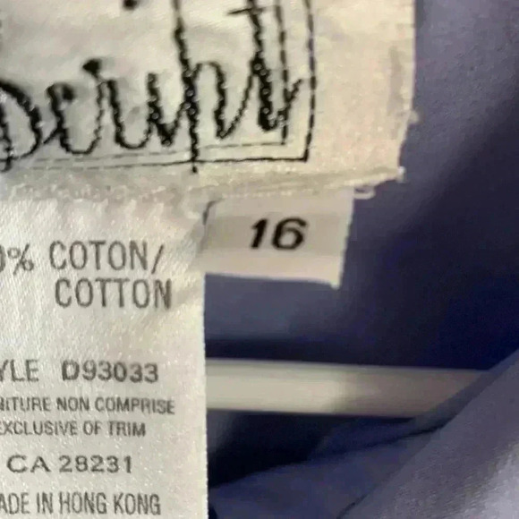 Script vintage, 100% cotton,  sleeveless top w front darts, butterfly embroidery - Picture 5 of 5